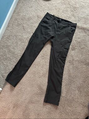 Men's Prana cargo pants